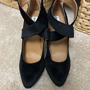 Elegant Black Women's Shoes